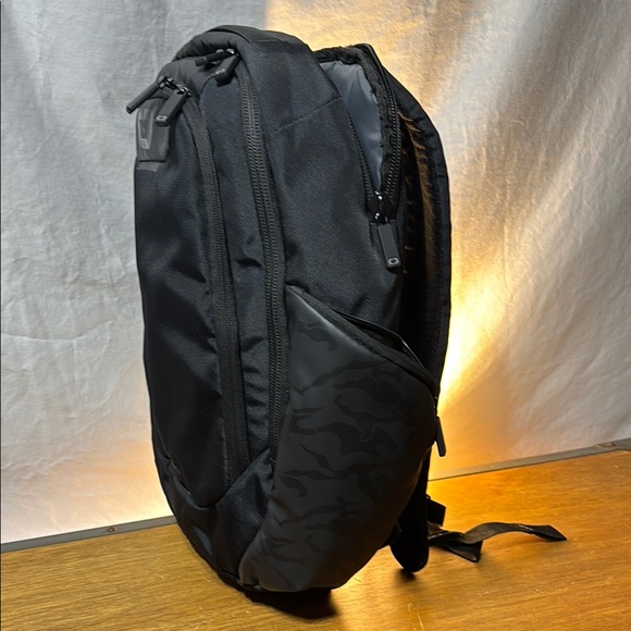 Ogio Backback - Picture 2 of 10
